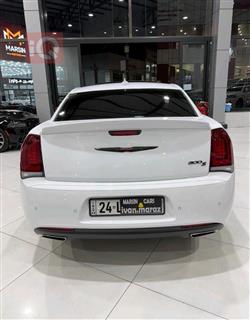 كرايسلر 300